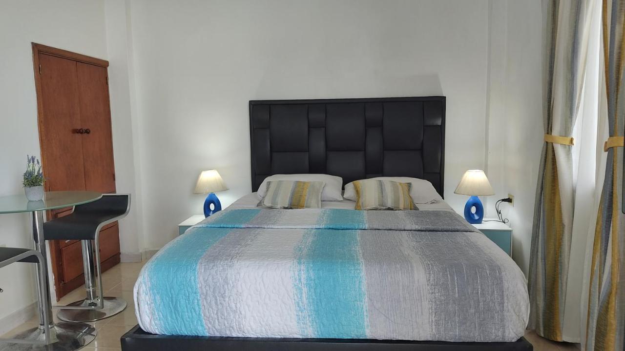Bella Suite Frente Al Aeropuerto Катья-ла-Мар Экстерьер фото